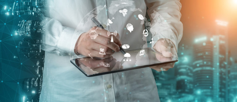 Scala / スカラとはどのようなプログラミング言語か？ 特徴、メリット、デメリット、活用事例を紹介